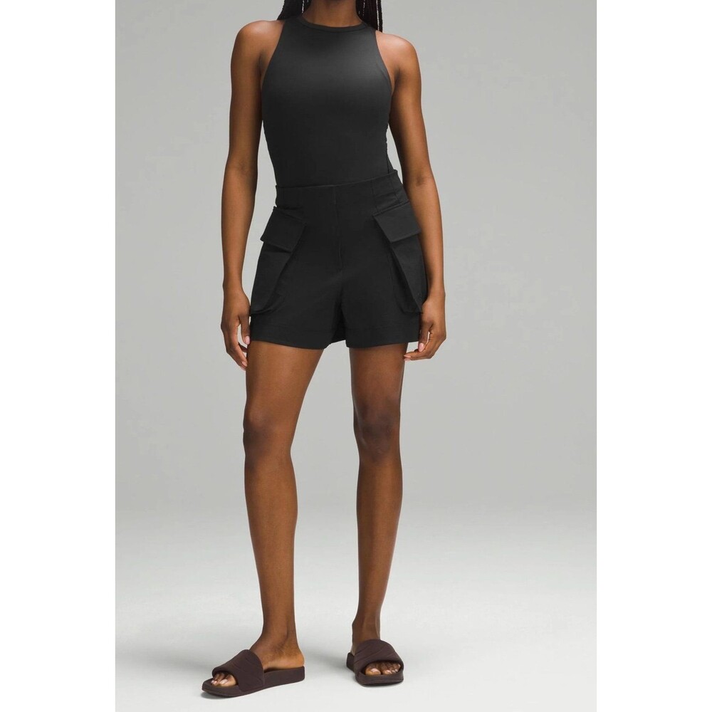 NWT Lululemon Nulu High neck bodysuit small